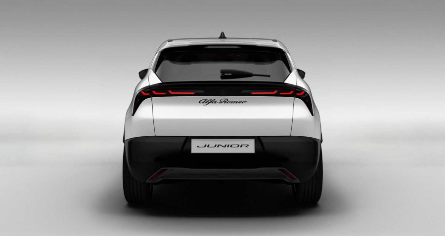 Renting Coches Alfa Romeo Junior Elettrica Blanco, Negro