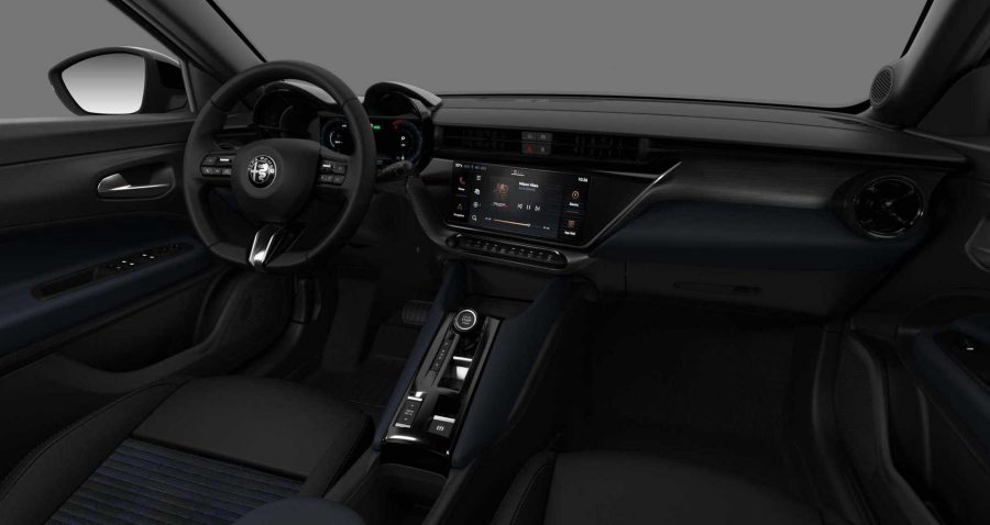 Renting Coches Alfa Romeo Junior Ibrida Blanco