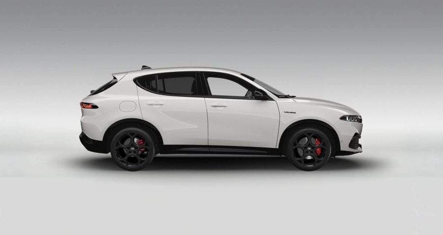 Renting Coches Alfa Romeo Tonale 1.3 PHEV Q4 AT6 Veloce Blanco Alfa