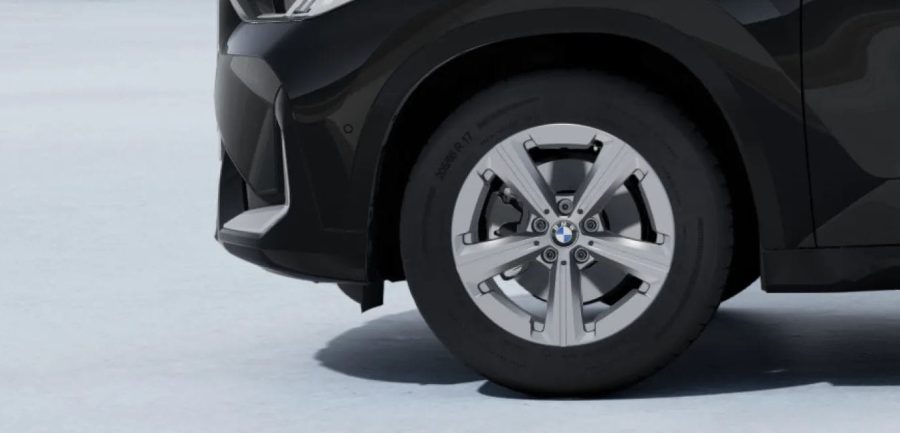 Renting Coches BMW X1 sDrive18i Black