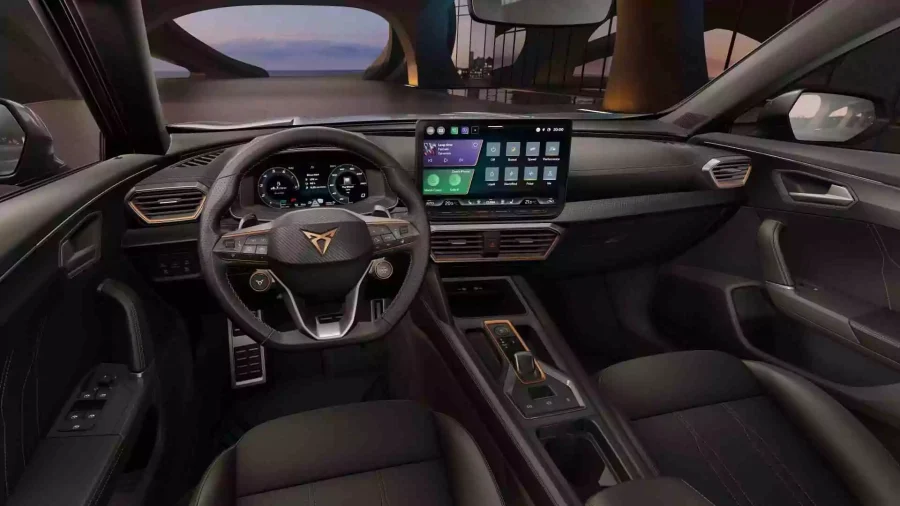 Renting Coches Cupra Formentor 1.5 eTSI 110kW DSG Gris Magnetic (Metalizado), Blanco Nevada (Metalizado) 