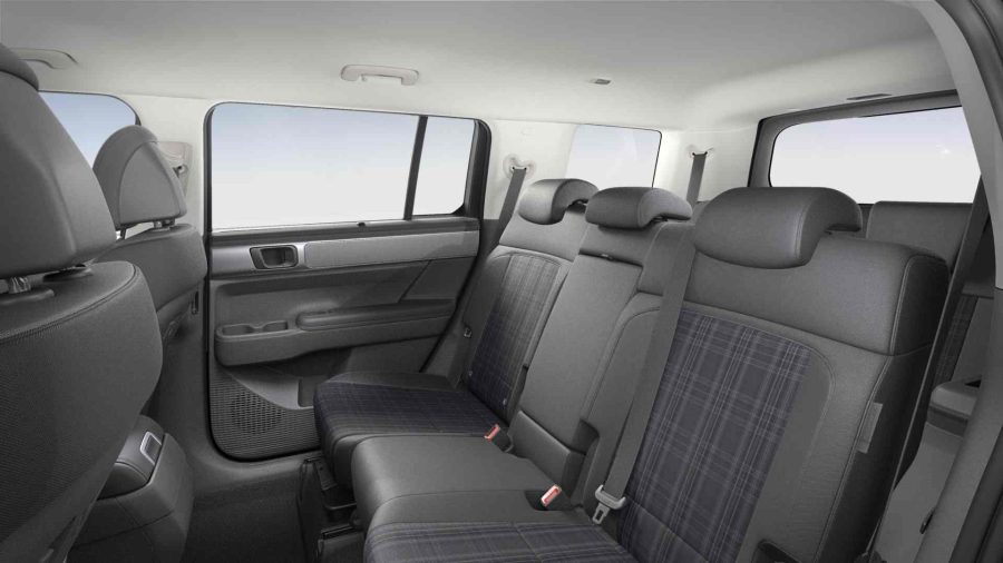 Renting Coches Hyundai Santa Fe 1.6T HEV 4X2 AT Maxx White Cream