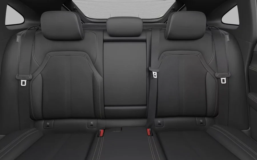 Renting Coches Mazda 6e EV Takumi Blanco