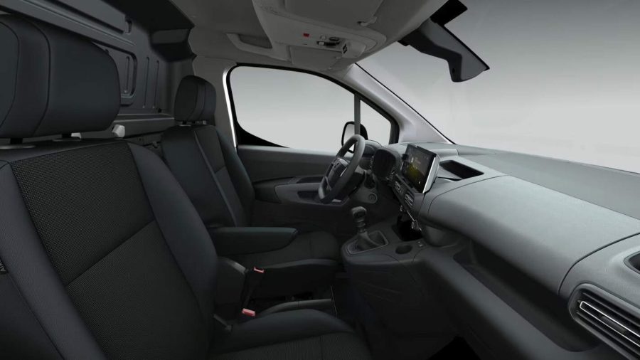 Renting Coches Opel Combo Cargo L 650kg 1.5 100HP S&S MT E6 Kaolin White