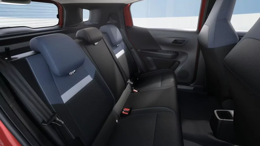 Renting Coches Opel Frontera 1.2T XHT Hybrid eDCT6 81kW Edition Kanyon Orange