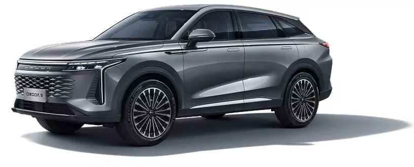 Renting Coches Omoda 9 1.5 TGDI + SHS 3DHT AWD Premium Gris Mate 