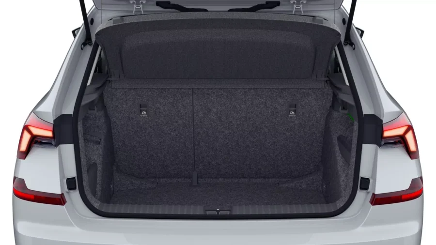 Renting Coches Skoda Kamiq 1.5 TSI DSG Selection Blanco Luna, Plata Brillante , Gris Graphite