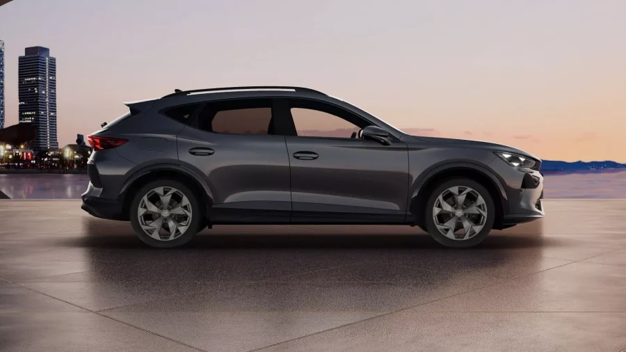 Renting Coches Cupra Formentor 1.5 eTSI 110kW DSG Gris Magnetic (Metalizado), Blanco Nevada (Metalizado) 