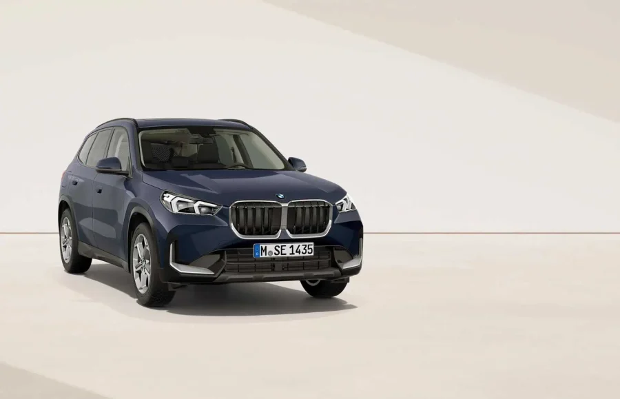 Renting Coches BMW X1 sDrive 20d Night Dusk Blue, Mineral White