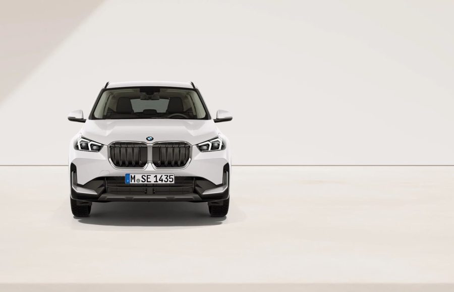 Renting Coches BMW X1 sDrive18d Premium Package Mineral White metalizado