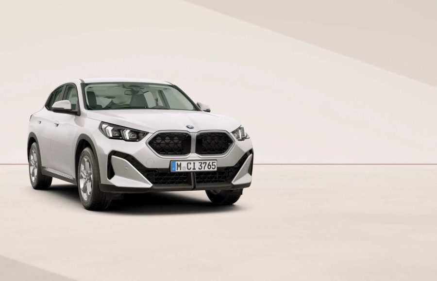Renting Coches BMW X2 sDrive18d Premium Package Mineral White metalizado