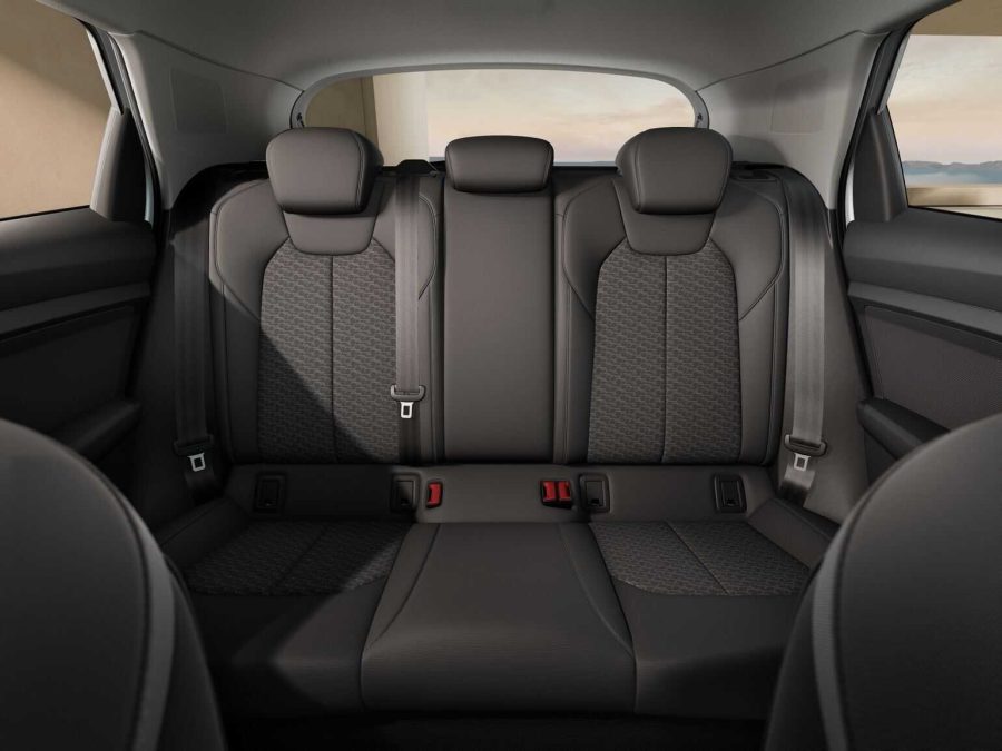 Renting Coches Audi A1 Allstreet 30 TFSI 85kW S Tronic Blanco Glaciar, Gris Crono