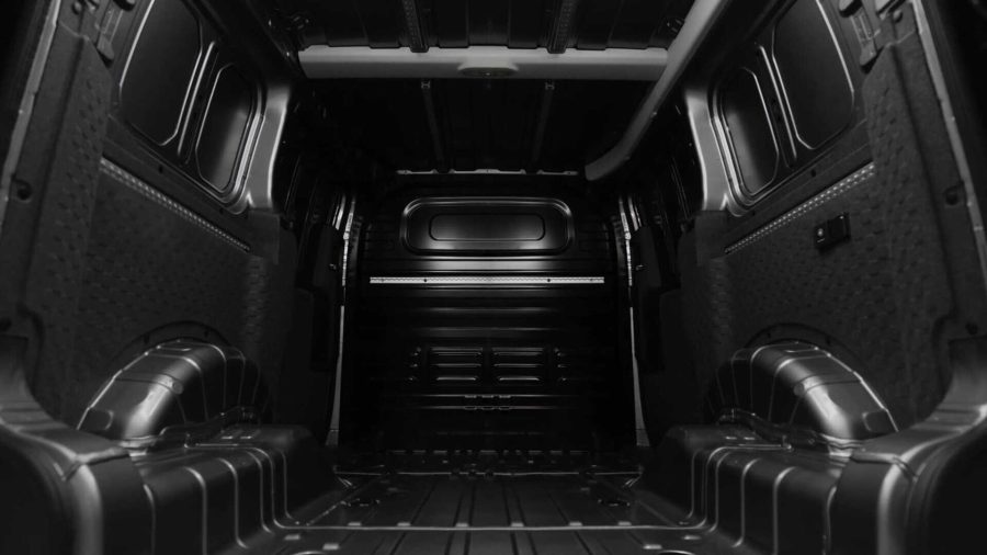 Renting Coches Kia PV5 Cargo L2H1 MR Essential Clear White