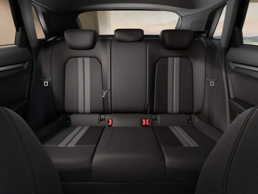 Renting Coches Audi A3 Sportback TFSi 85kW 6vel Advanced Negro