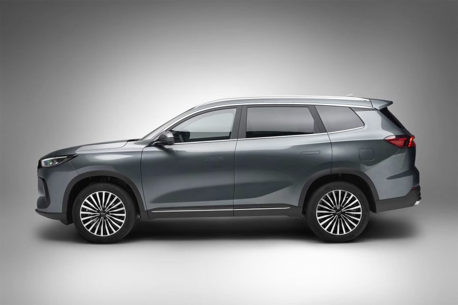 Renting Coches Ebro S800 1.5 TGDI PHEV 1DHT Luxury 7 DCT Blanco Khaki, Gris 