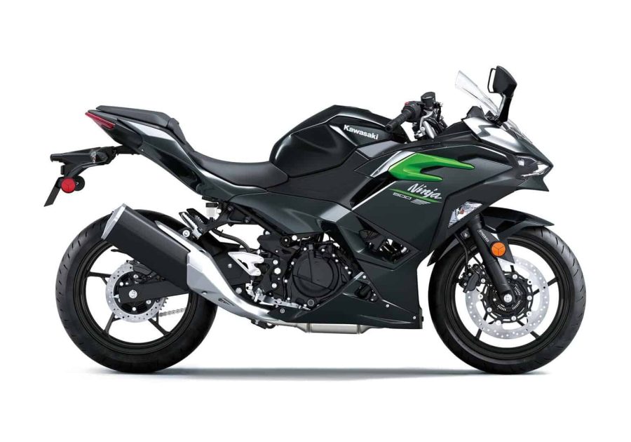 Renting Motos Kawasaki Ninja 500 Metallic Carbon Gray / Candy Lime Green