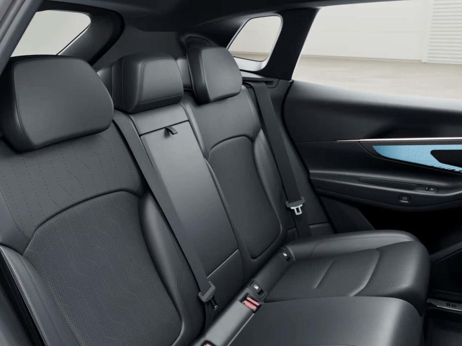 Renting Coches Lynk & Co 08 1.5 PHEV Core Storm Gray