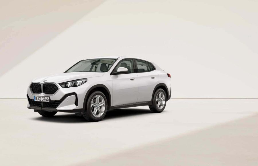 Renting Coches BMW X2 sDrive18d Premium Package Mineral White metalizado