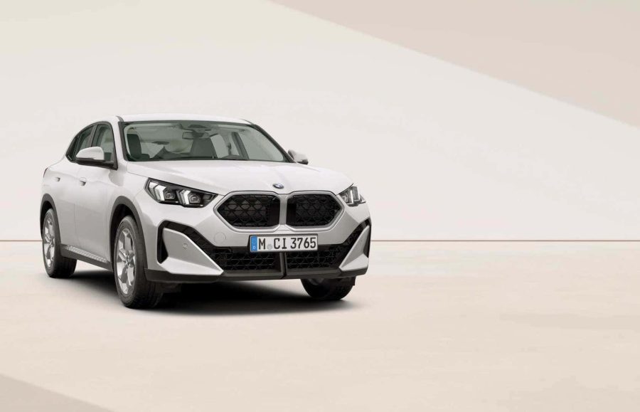 Renting Coches BMW X2 sDrive18d Premium Package Mineral White metalizado