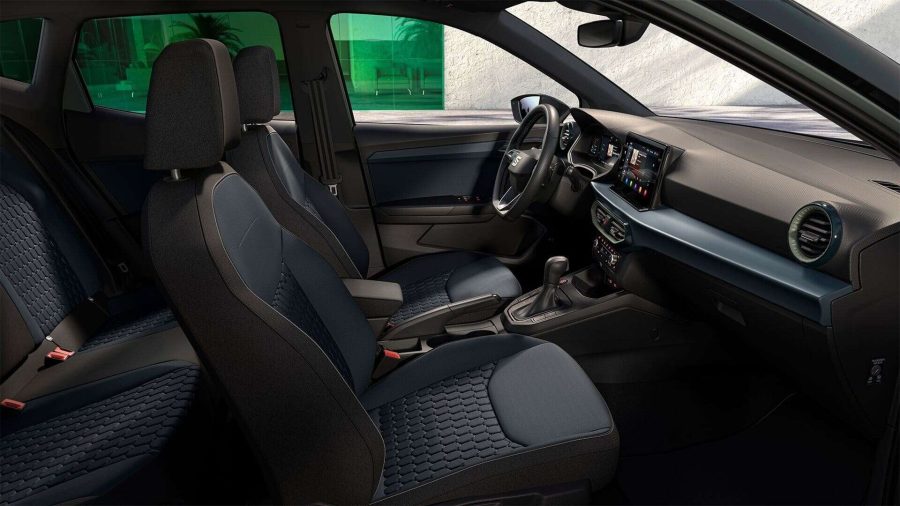 Renting Coches Seat Arona 1.0 TSI Start & Stop Style+ Blanco / Techo Negro