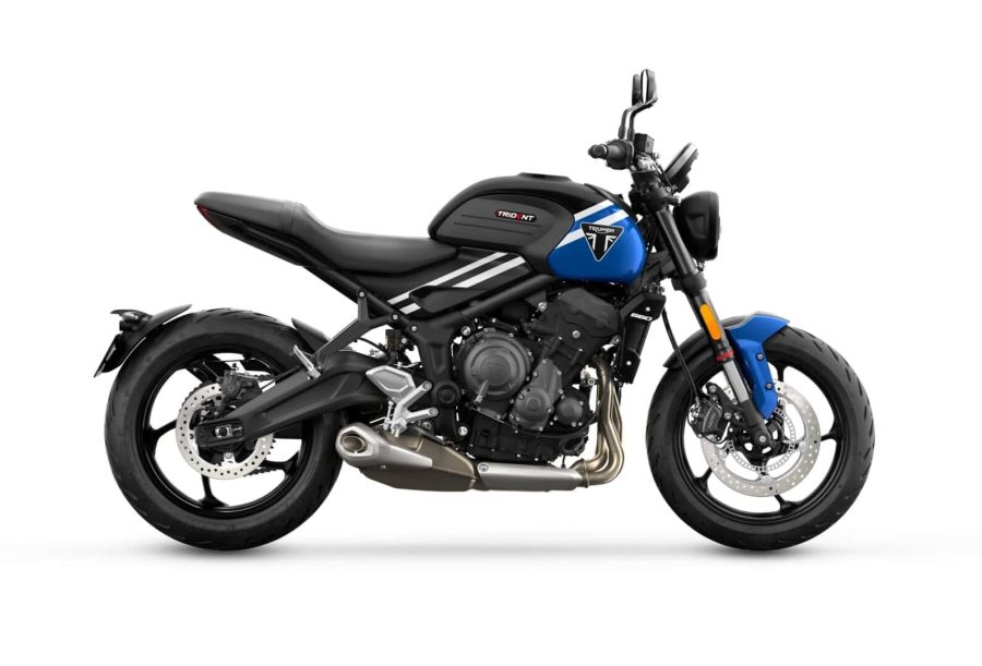Renting Motos Triumph Trident 660 Jet Black