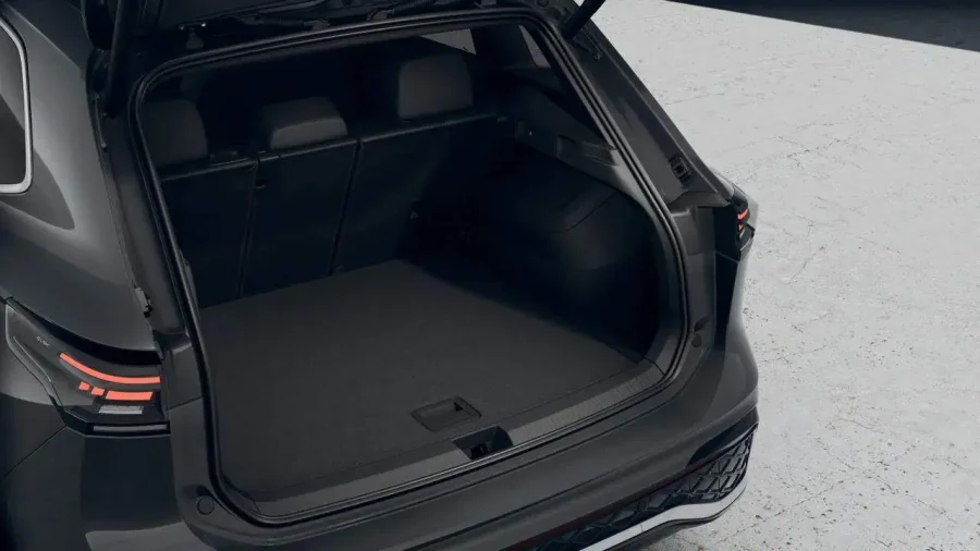Renting Coches Volkswagen Tiguan 2.0 TDI DSG R-Line Gris Delfin