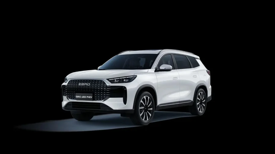 Renting Coches Ebro S800 1.5 TGDI PHEV Luxury E-CVT Blanco Khaki, Gris Bambu