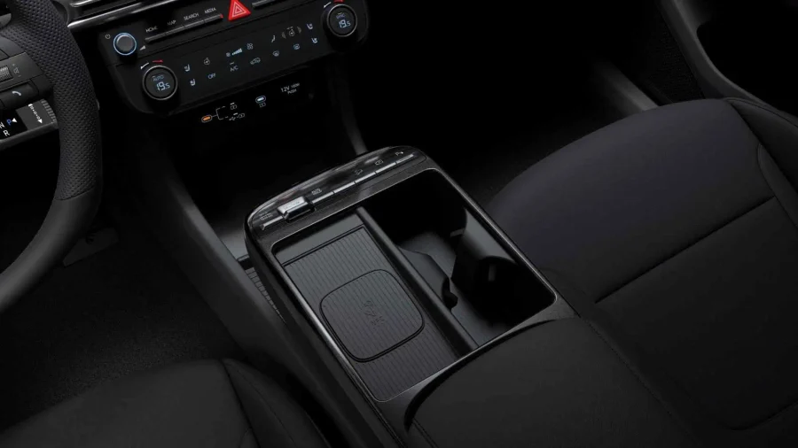 Renting Coches Hyundai Tucson 1.6D 48V DT Black Line Atlas White