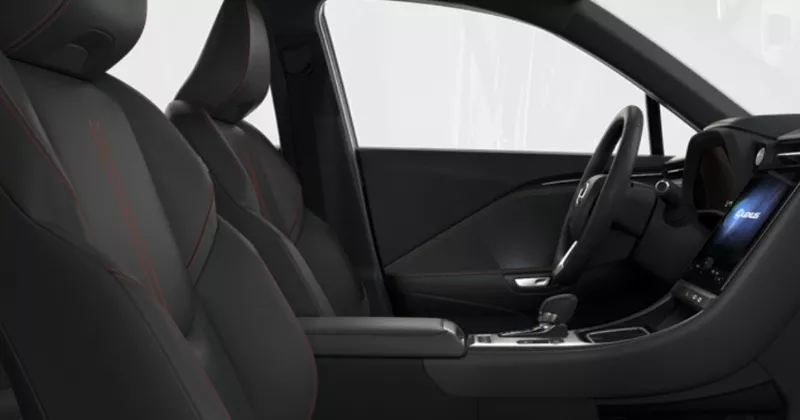 Renting Coches Lexus LBX Elegant Azul Menorca, Rojo Hollywood, Blanco Santorini, Plata, Gris Berlin, Negro Detroit