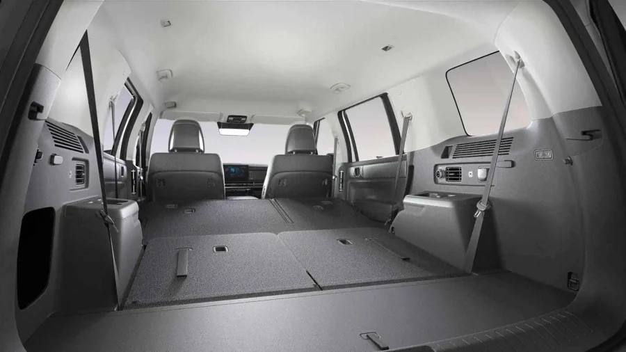 Renting Coches Hyundai Santa Fe 1.6T PHEV 4X4 AT Maxx White Cream