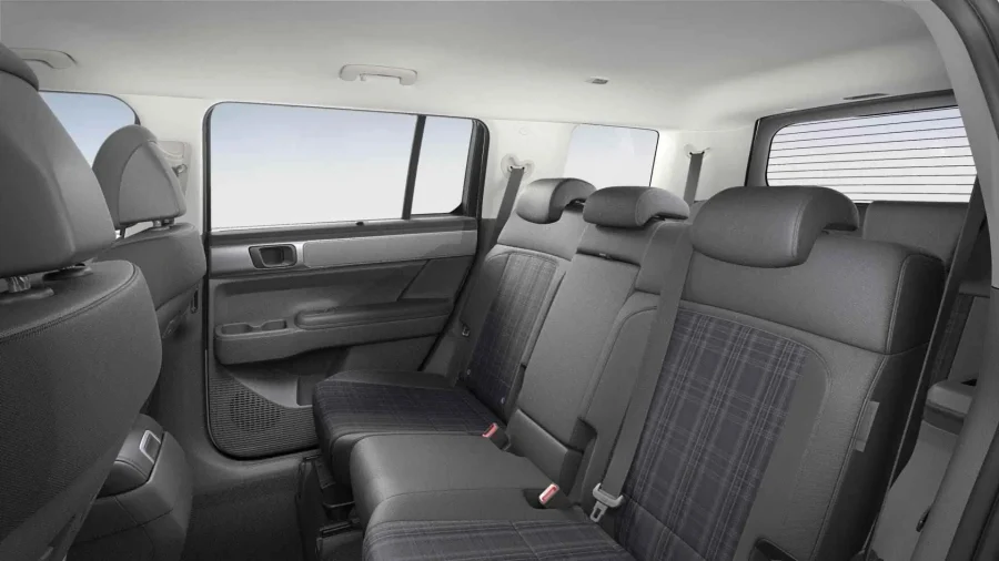 Renting Coches Hyundai Santa Fe 1.6T PHEV 4X4 AT Maxx White Cream