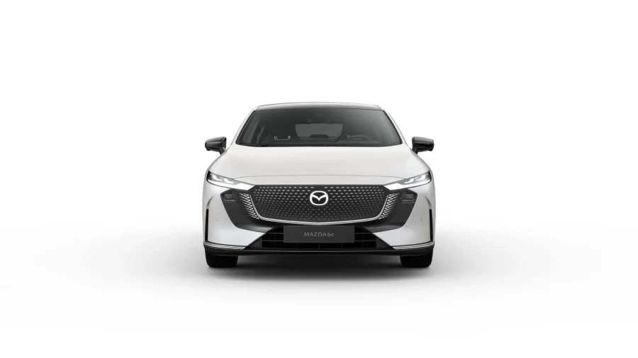 Renting Coches Mazda 6e EV Takumi Blanco