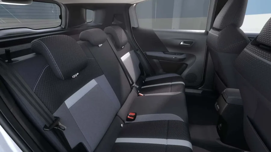 Renting Coches Opel Frontera 1.2T XHT Hybrid eDCT6 107kW Ultimate Kristall Silver, Arktis White