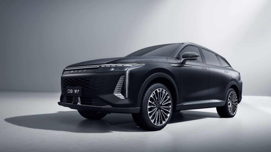 Renting Coches Omoda 9 1.5 TGDI SHS Premium AWD Black, Plata, White