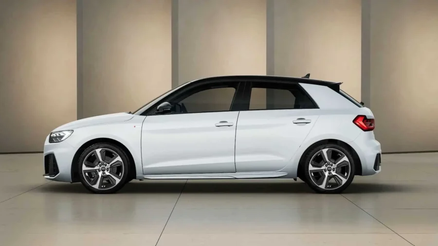 Renting Coches Audi A1 Sportback 30 TFSI S tronic Adrenalin Blanco Glaciar / Techo Negro