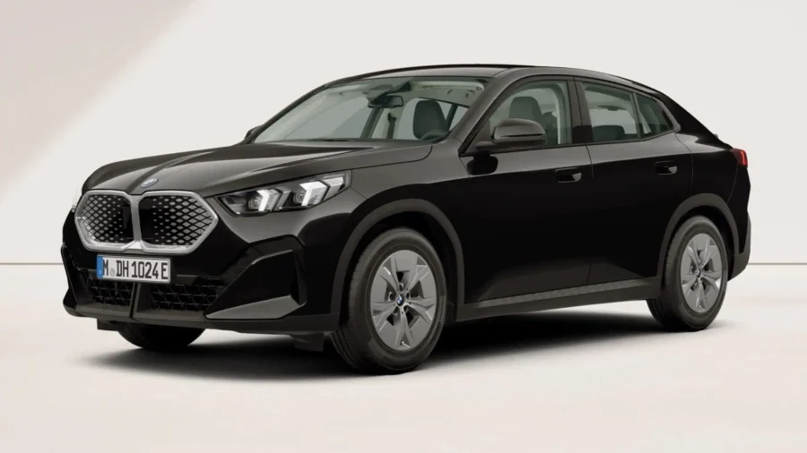 Renting Coches BMW iX2 eDrive20 Black Solid