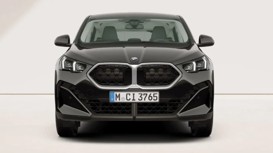 Renting Coches BMW X2 sDrive20d Black Solid
