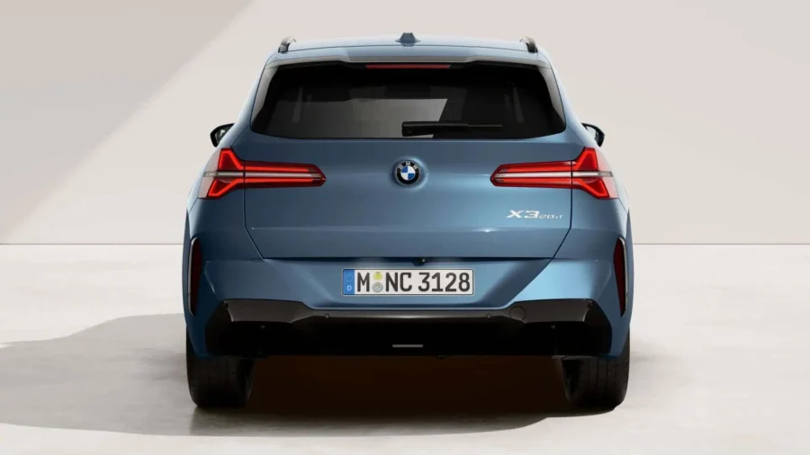 Renting Coches BMW X3 20d xDrive M Sport Arctic Race Blue, Black Sapphire