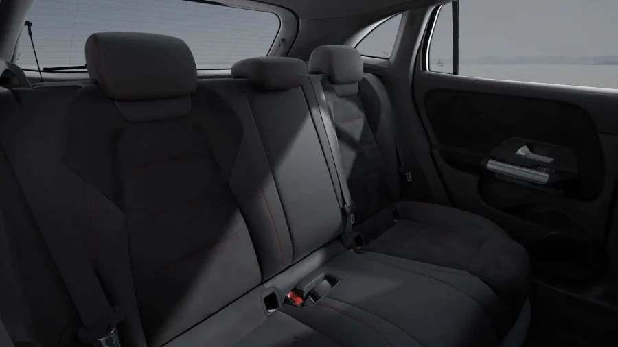 Renting Coches Mercedes Benz GLA 200 D AMG Line Blanco Polar