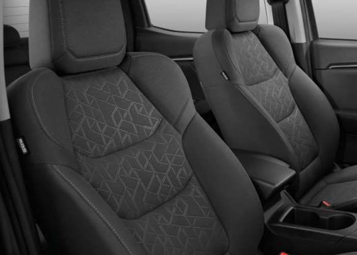 Renting Coches Isuzu D-Max 2.2 DDI Crew 4×4 Evolution Blanco