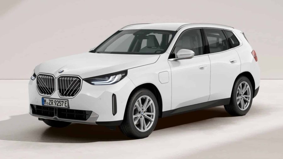 Renting Coches BMW X3 30e xDrive Alpine White