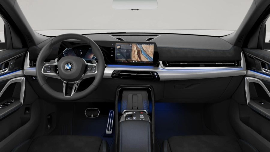 Renting Coches BMW iX2 eDrive20 M Sport Alpine White