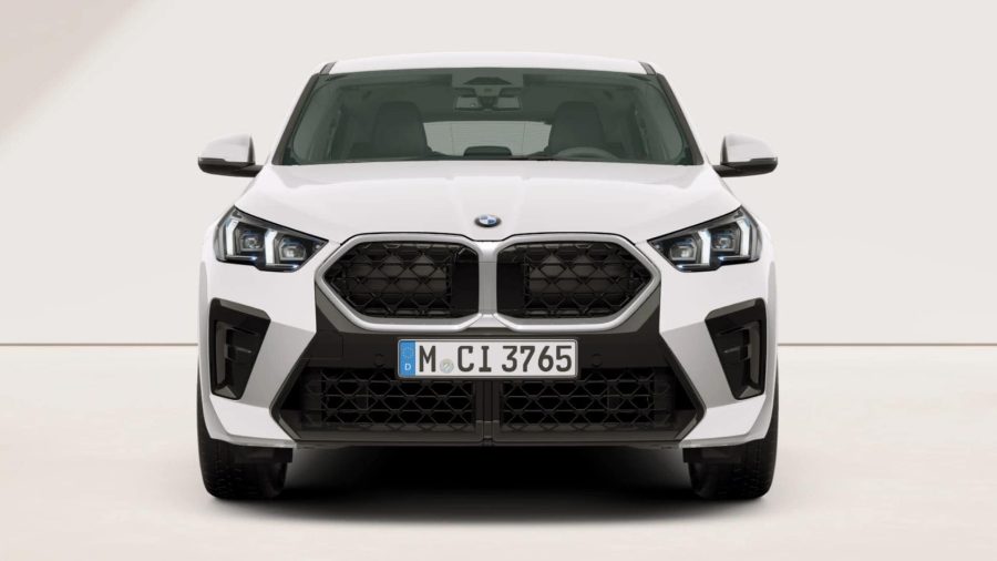 Renting Coches BMW iX2 eDrive20 M Sport Alpine White