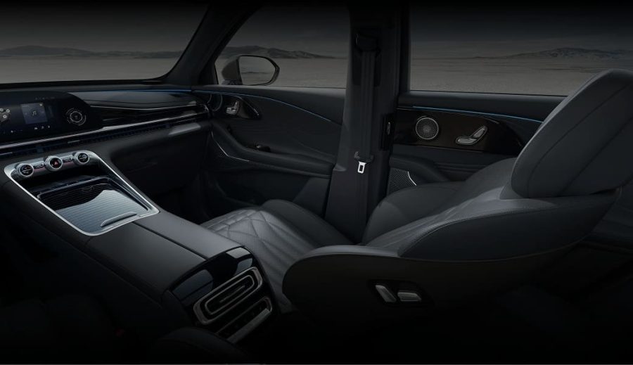 Renting Coches Omoda 9 1.5 TGDI SHS Premium AWD Negro, Blanco, Gris Tech