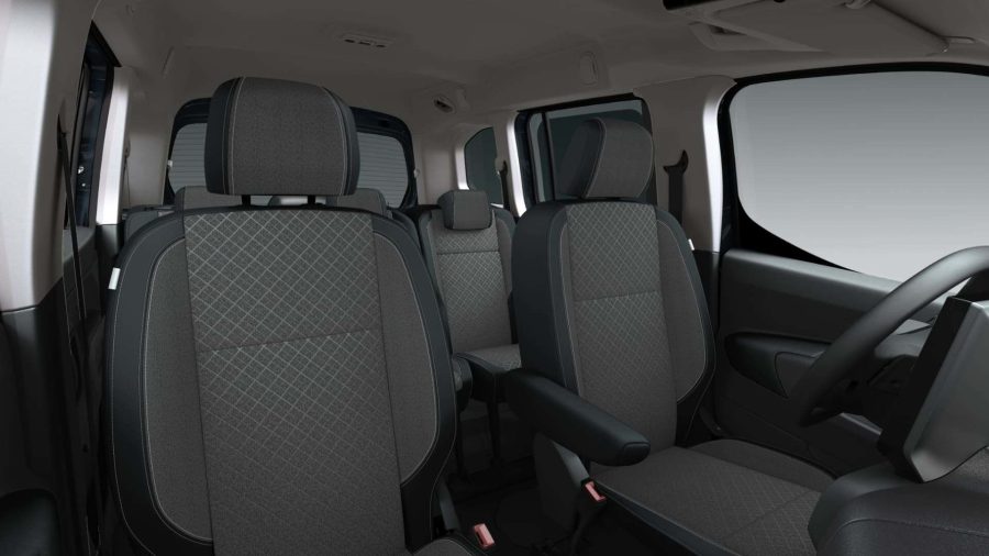 Renting Coches Opel Combo 1.5 TD S/S AT8 Ultimate Kiama Blue